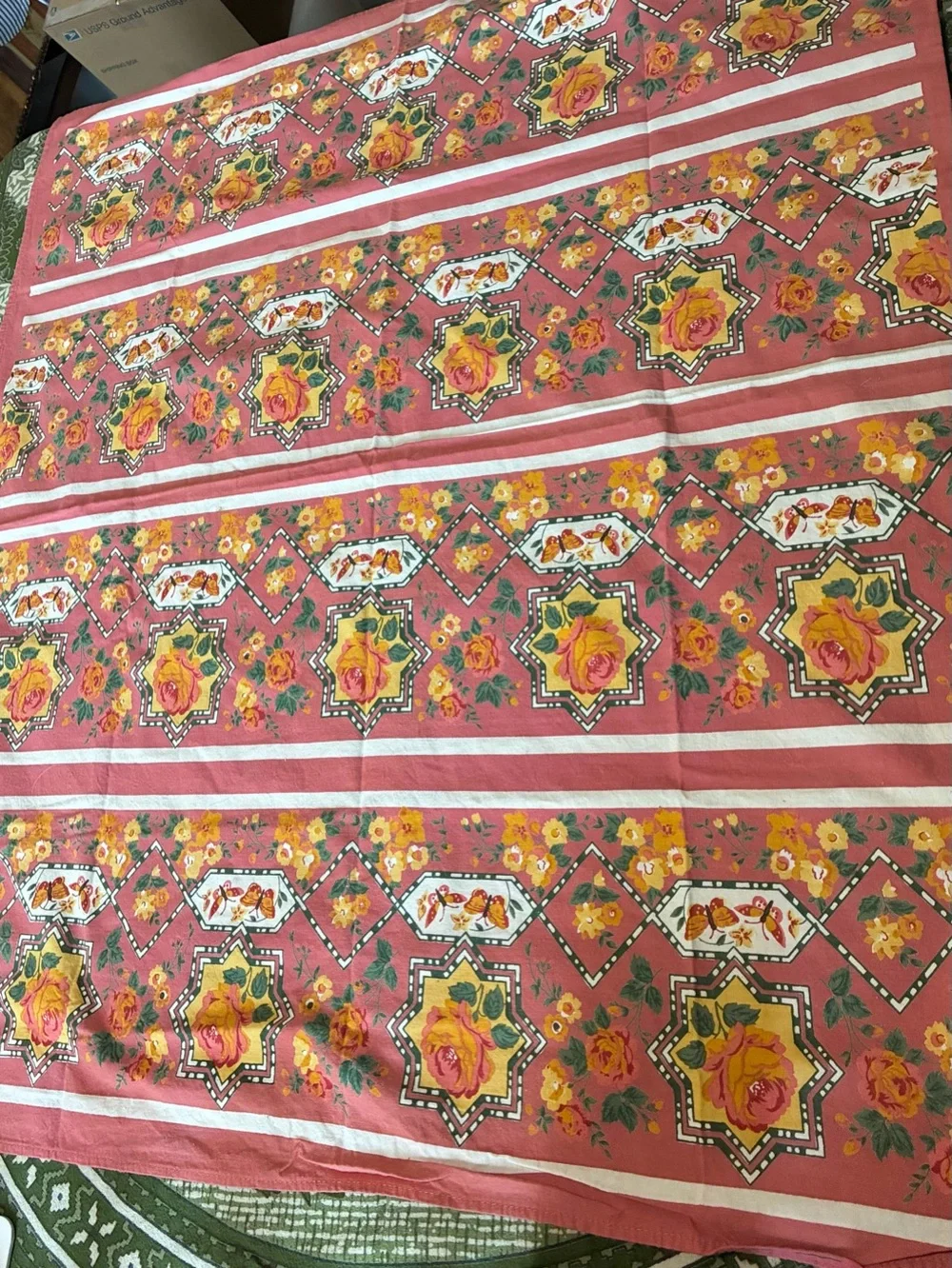 Vintage ‘93 April Cornell 36x34” Tablecloth. This vintage fabric is the 